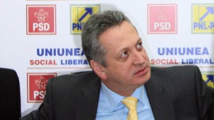 Fenechiu vrea să evite taxarea accesului pe autostradă